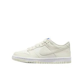 Dunk Low SE (GS)