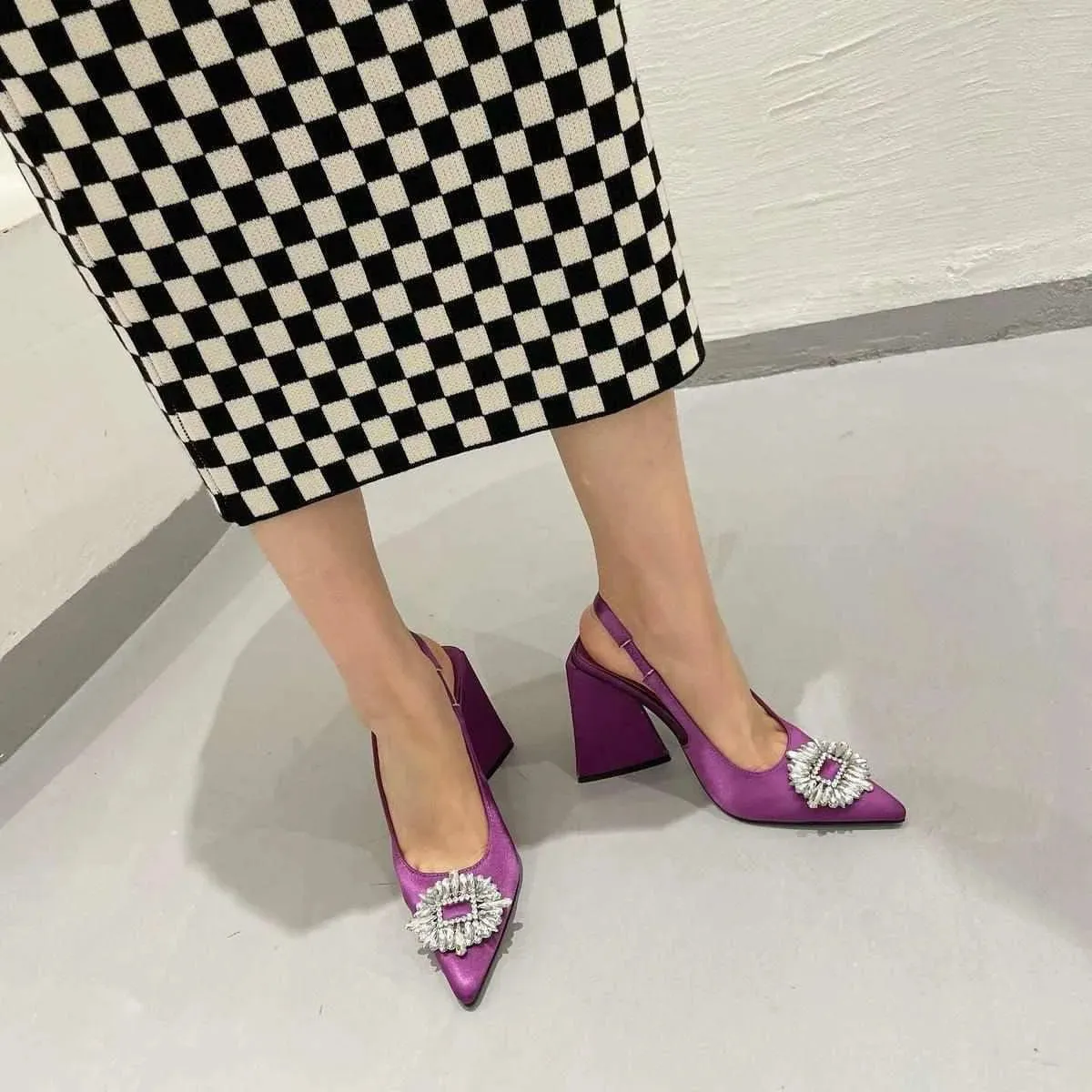 WOMEN'S POINTED TRIANGLE HEELS - PURPLE